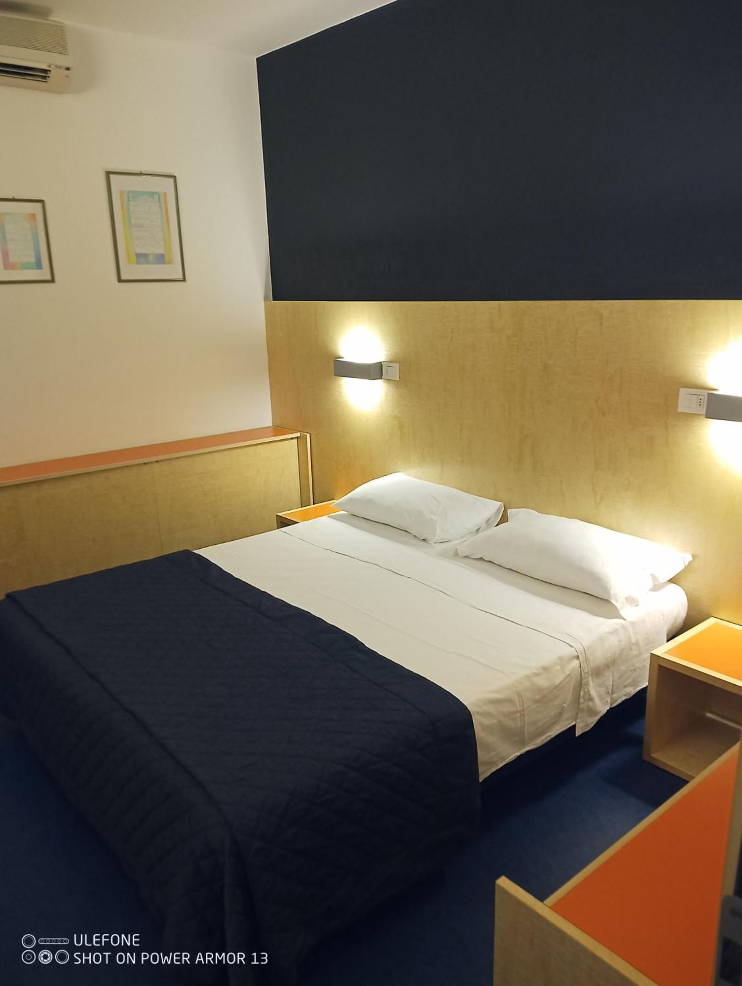 Hotel Firenze 비비오네 외부 사진