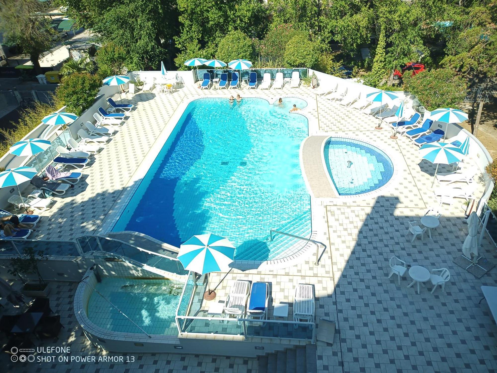 Hotel Firenze 비비오네 외부 사진